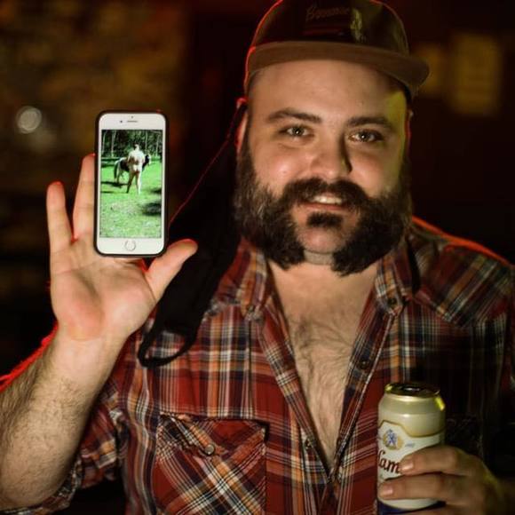 Meet your Posher, Adrian - Picture 1 of 1